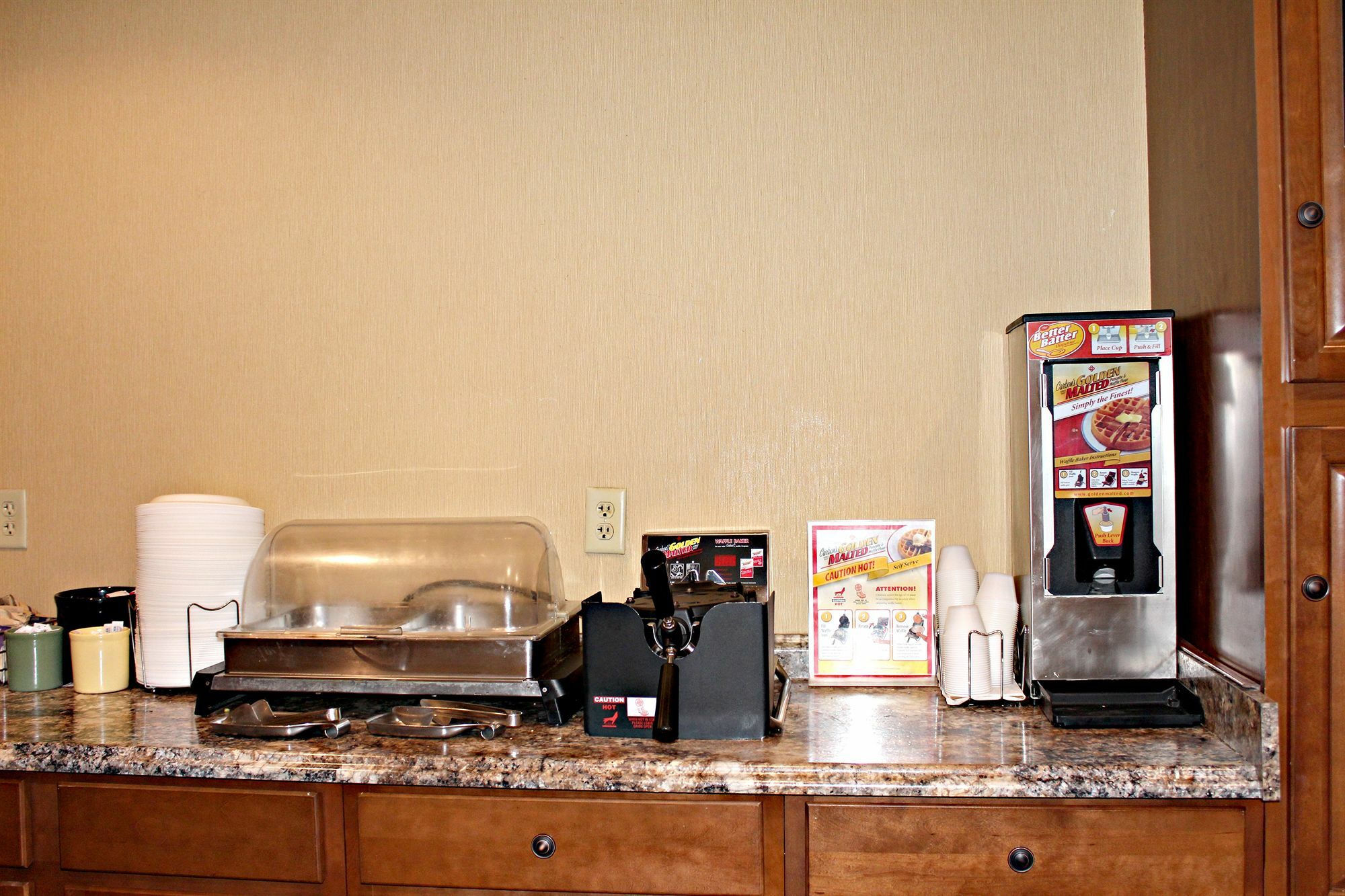 Quality Inn Airport Cheektowaga Buitenkant foto