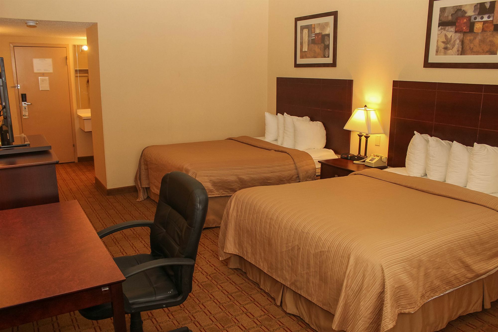 Quality Inn Airport Cheektowaga Buitenkant foto
