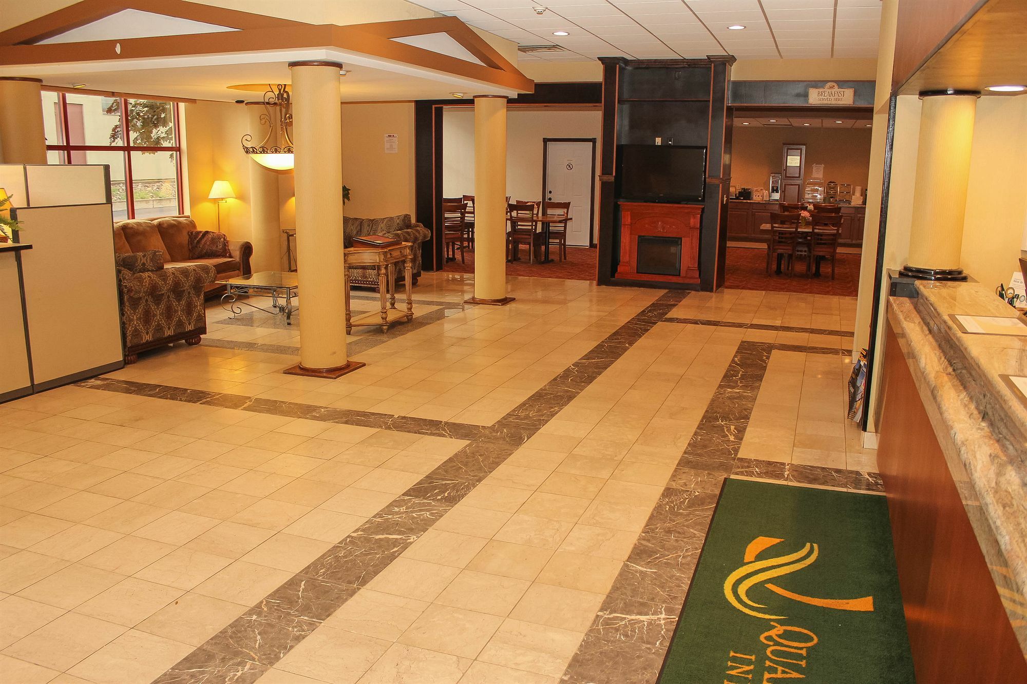 Quality Inn Airport Cheektowaga Buitenkant foto